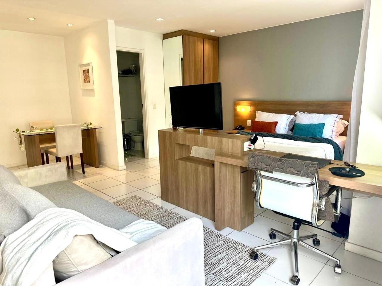 Verano Barra Flat *